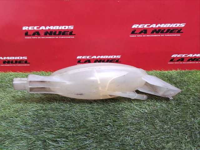 Foto 4ª: Deposito Expansion Renault Master 2.3 DCI 125 FWD FV0C FV0D FV0G FV0H FV0J FV0K) 125CV 92KW FURGONETA [M9T 670,M9T 672,M9T 676,M9T 678,M9T 680,M9T 870,M9] (2013)