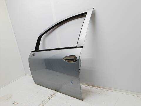 Foto 2ª: Puerta Delantera Izquierda Fiat Grande Punto 75CV 55KW (2007)