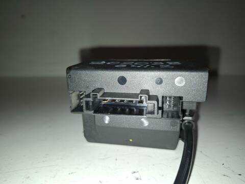 Foto 2ª: Motor de Arranque Mercedes Clase C 160 271940 BERLINA (2003)