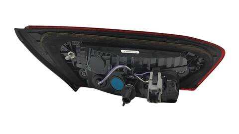 Foto 2ª: Piloto Portón Derecho Ford Focus TREND 1 ECOBOOST CAT 101CV (2018)