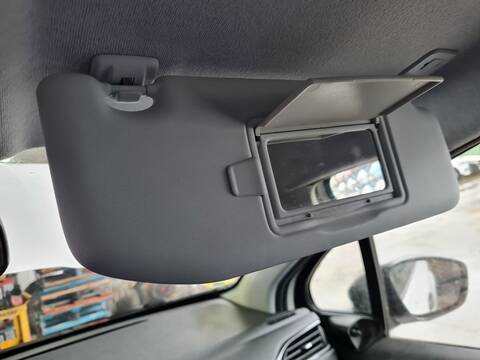 Parasol Derecho Peugeot 208 BUSINESS LINE 68CV 50KW