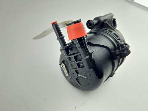 Foto 4ª: Filtro Combustible Land Rover Defender D250 MHEV 4X4 249CV 183KW [DT306] (2022)