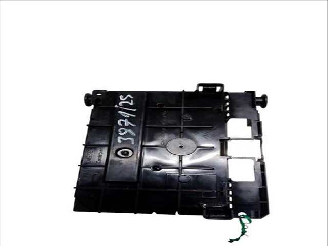 Foto 3ª: Caja Reles Fusibles Citroen C2 1.4 HDI (2003)