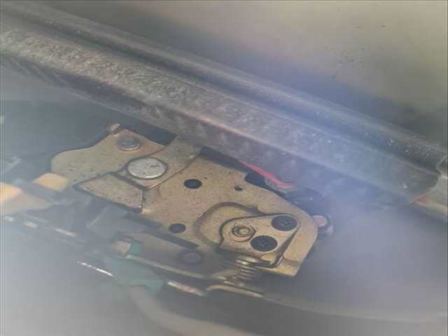 Foto 2ª: Cerradura Puerta Delantera Izquierda Jeep Cherokee 2.8 CRD LIMITED 150CV 110KW [VM31C] (2005)
