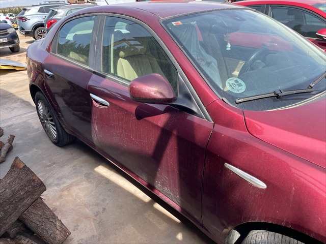 Foto 2ª: Puerta Trasera Derecha Alfa Romeo 159 1.9 JTD 150cv [939A2000] (2008)