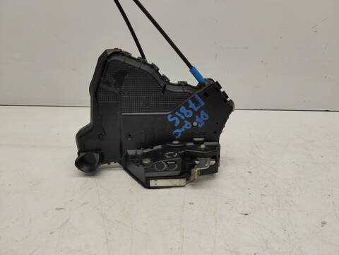 Cerradura Puerta Delantera Derecha Toyota Auris 1.8 16V HIBRIDO) 99CV 73KW