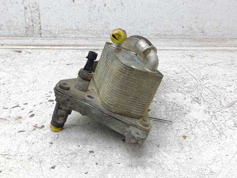 Foto 4ª: Radiador Aceite Alfa Romeo 159 1.9 JTDM 16V - SELECTIVE 150CV 110KW [939A2000] (2005)