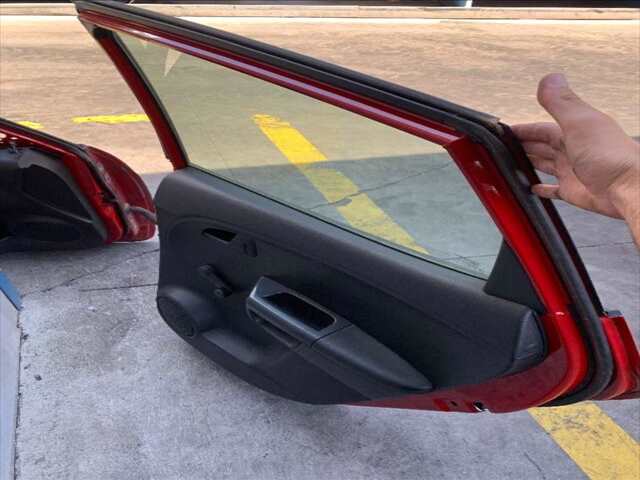 Foto 3ª: Puerta Trasera Derecha Kia Venga 1.4I 90CV [G4FA] (2010)