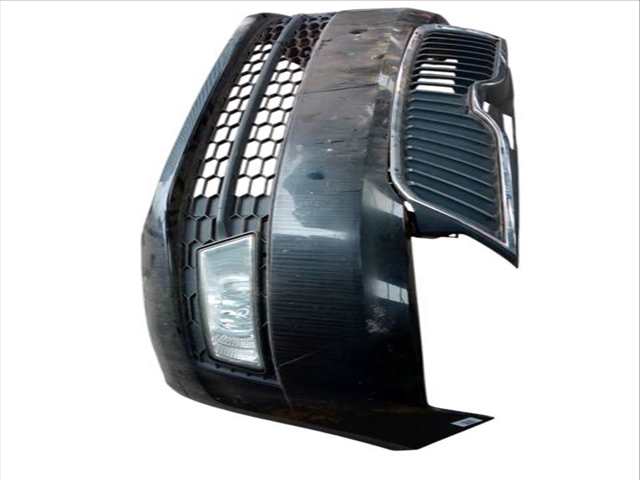 Foto 3ª: Paragolpes Delantero Skoda Rapid 1.6 TDI (2012)