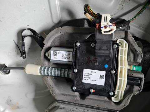 Foto 2ª: Freno de Mano Citroen C4 EXCLUSIVE 112CV 82KW [9H05] (2011)