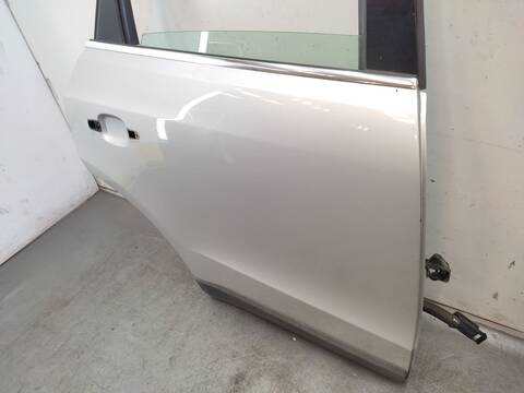 Foto 3ª: Puerta Trasera Derecha Audi Q5 2.0 TFSI QUATTRO 211CV 155KW [CDNC] (2009)