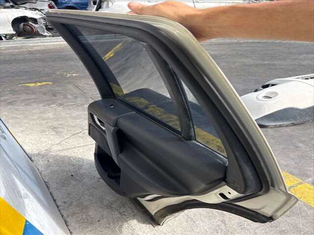 Foto 3ª: Puerta Trasera Derecha Land Rover Freelander 2.2 TD4 160CV [224DT] (2009)