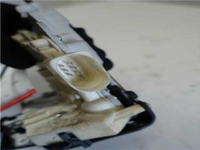 Foto 3ª: Cerradura Puerta Delantera Derecha Audi A4 2.0 TDI BERLINA 140CV 103KW [BPW] (2007)