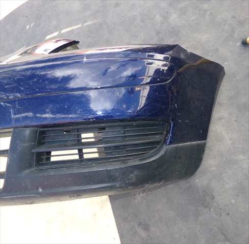 Foto 3ª: Paragolpes Delantero Volkswagen Touran 1.9 TDI 2003-2006 [AVQ] (2004)