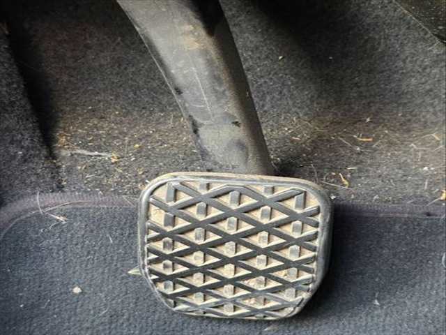 Pedal Embrague Bmw Serie 1 116 D EFFICIENT DYNAMICS SPORT LINE