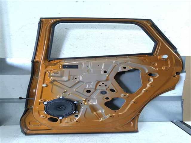 Foto 2ª: Puerta Trasera Derecha Renault Captur 90 CV 66KW [H4B408 H4B]