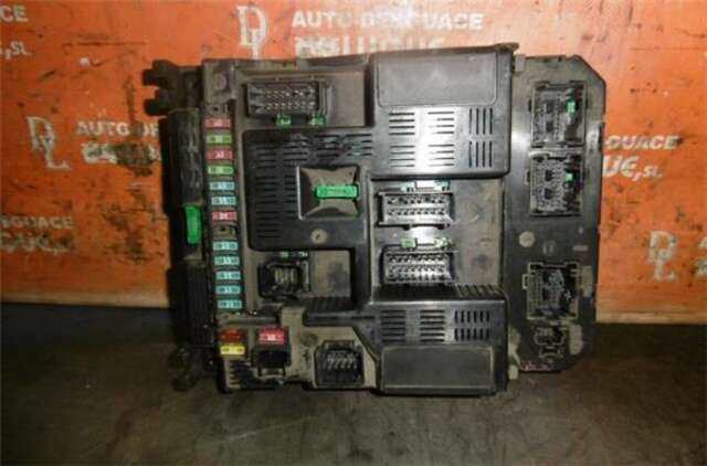 Foto 3ª: Caja Reles Fusibles Peugeot 307 2.0 HDI 90 [RHY (DW10TD)]