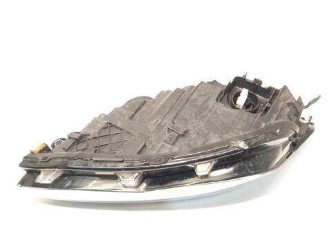 Foto 3ª: Faro Derecho Volkswagen Golf STYLE 131CV 96KW (2020)