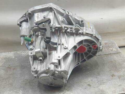 Foto 2ª: Caja Cambios Renault Captur INTENS 113CV 83KW (2022)