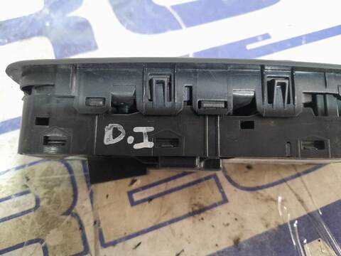 Foto 3ª: Botonera Elevalunas Jaguar XE 2.0 DIESEL CAT 180CV (2014)