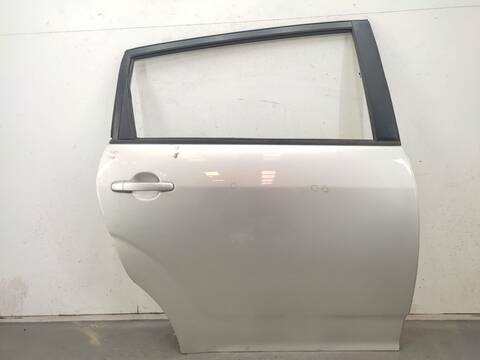 Puerta Trasera Derecha Toyota Corolla 1.8 ZNR11_) 129CV 95KW