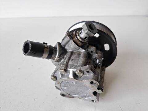 Foto 2ª: Bomba de Direccion Audi A4 2.0 TDI 140CV (2001)