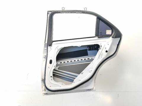 Foto 3ª: Puerta Trasera Derecha Mercedes Clase E 180 E 220 CDI - BLUETEC 212.001 212.002) (2009)