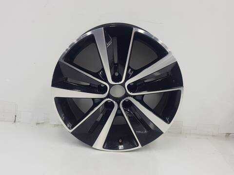 Foto 3ª: LLanta Aleacion Mercedes Clase T 180 160 STANDARD 420.853)