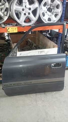 Puerta Delantera Izquierda Toyota Land Cruiser 4.2 TD HDJ80 24V RHD