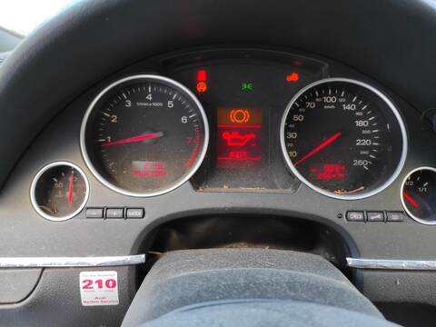 Cuadro de Instrumentos Audi A4 ASN