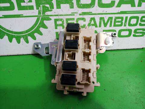 Foto 3ª: Caja Reles Fusibles Nissan Qashqai ACENTA 140CV 103KW [HR13DDT] (2019)