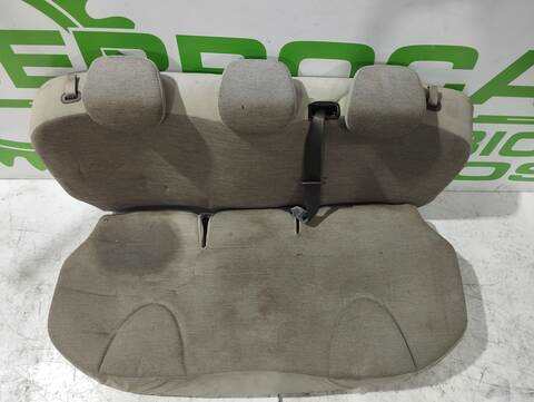 Foto 2ª: Asientos Traseros Nissan Micra 1.2 CAT 80CV 59KW [CR12DE] (2006)