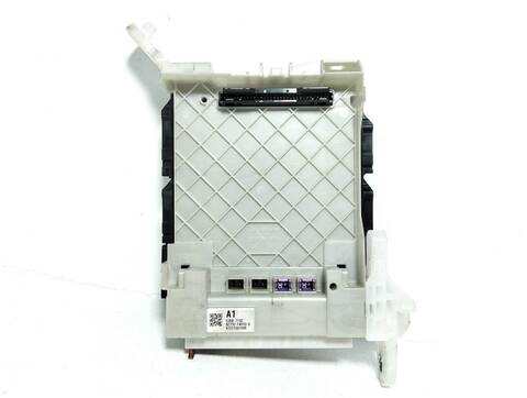 Caja Reles Fusibles Toyota CHR G HIBRIDO ACTIVE