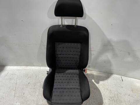 Asiento Delantero Derecho Volkswagen Passat ADVANCE BERLINA 131CV 96KW