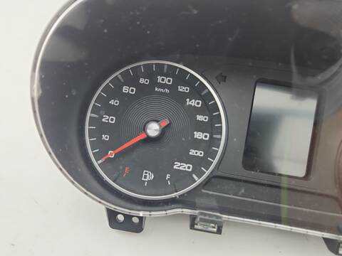 Foto 3ª: Cuadro de Instrumentos Mg ZS 1.5 VTI 106CV 78KW [15S4C] (2023)
