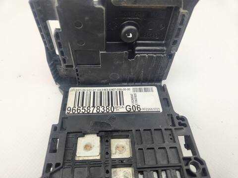 Foto 3ª: Caja Reles Fusibles Citroen DS5 G DESIGN [RH02] (2013)