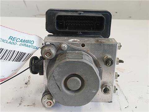 Foto 1ª: Abs Toyota Auris 2.0 D-4D 126CV 93KW [1AD-FTV] (2013)