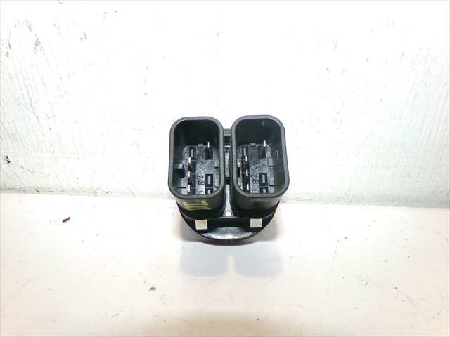 Foto 2ª: Botonera Elevalunas Ford Fiesta 1.4 TDCI 2002-2008 [F6JB] (2007)
