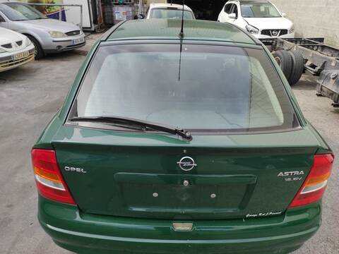 Foto 2ª: Portón Opel Astra X16XEL BERLINA (1998)