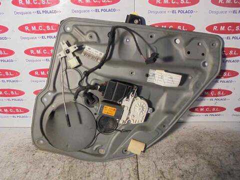 Elevalunas Manual Trasero Derecho Volkswagen Golf 1.6 16V BERLINA 105CV 77KW