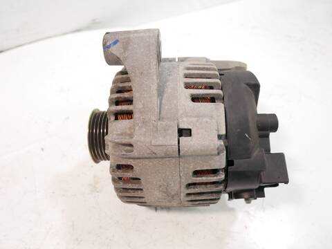 Foto 2ª: Alternador Toyota Auris 112 CV 82KW [1WW N47 N47C16A] (2017)