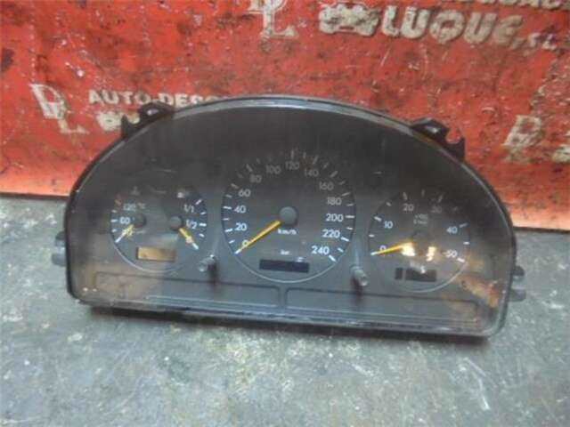 Foto 3ª: Cuadro de Instrumentos Mercedes Clase ML 230 2.7 270 CDI (163.113) [2.7 LTR. - 120 KW CDI 20V CAT] [OM 612.963]