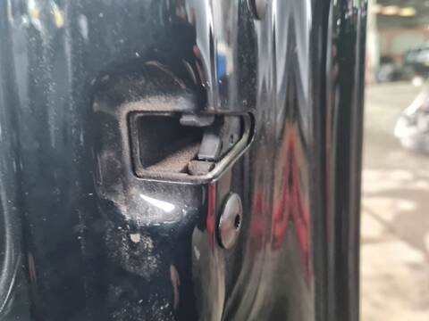 Cerradura Puerta Delantera Derecha Audi A1 25 TFSI BASICO 95CV 70KW