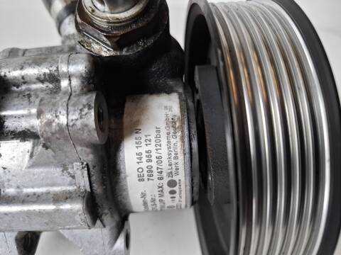 Bomba de Direccion Audi A4 2.0 TDI 140CV