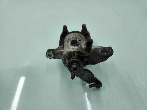 Foto 4ª: Pedal Embrague Volkswagen T-Cross LIFE 116CV 85KW [DKRF] (2020)