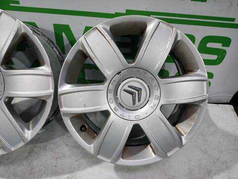Foto 3ª: Juego LLantas Citroen C4 COLLECTION BERLINA 90CV 66KW [9HXDV6ATED4] (2006)