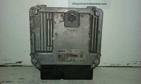 Foto 1ª: Centralita Motor ECU Fiat Stilo 1.9 MULTIJET 140 M.SCHUMACHER 140CV 103KW [192A5000] (2005)
