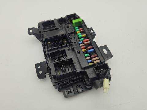Caja Reles Fusibles Ford Transit 330 L2 TOURNEO TITANIUM HYBRID 184CV 136KW
