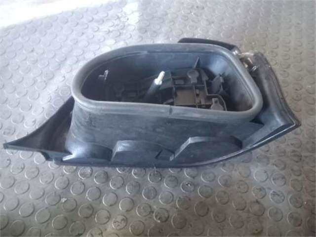 Foto 3ª: Piloto Trasero Izquierdo Citroen Saxo 1.5 D [VJZ (TUD5)]
