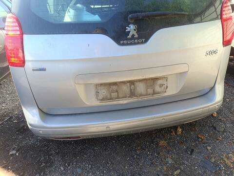Paragolpes Trasero Peugeot 5008 ACCESS 120CV 88KW